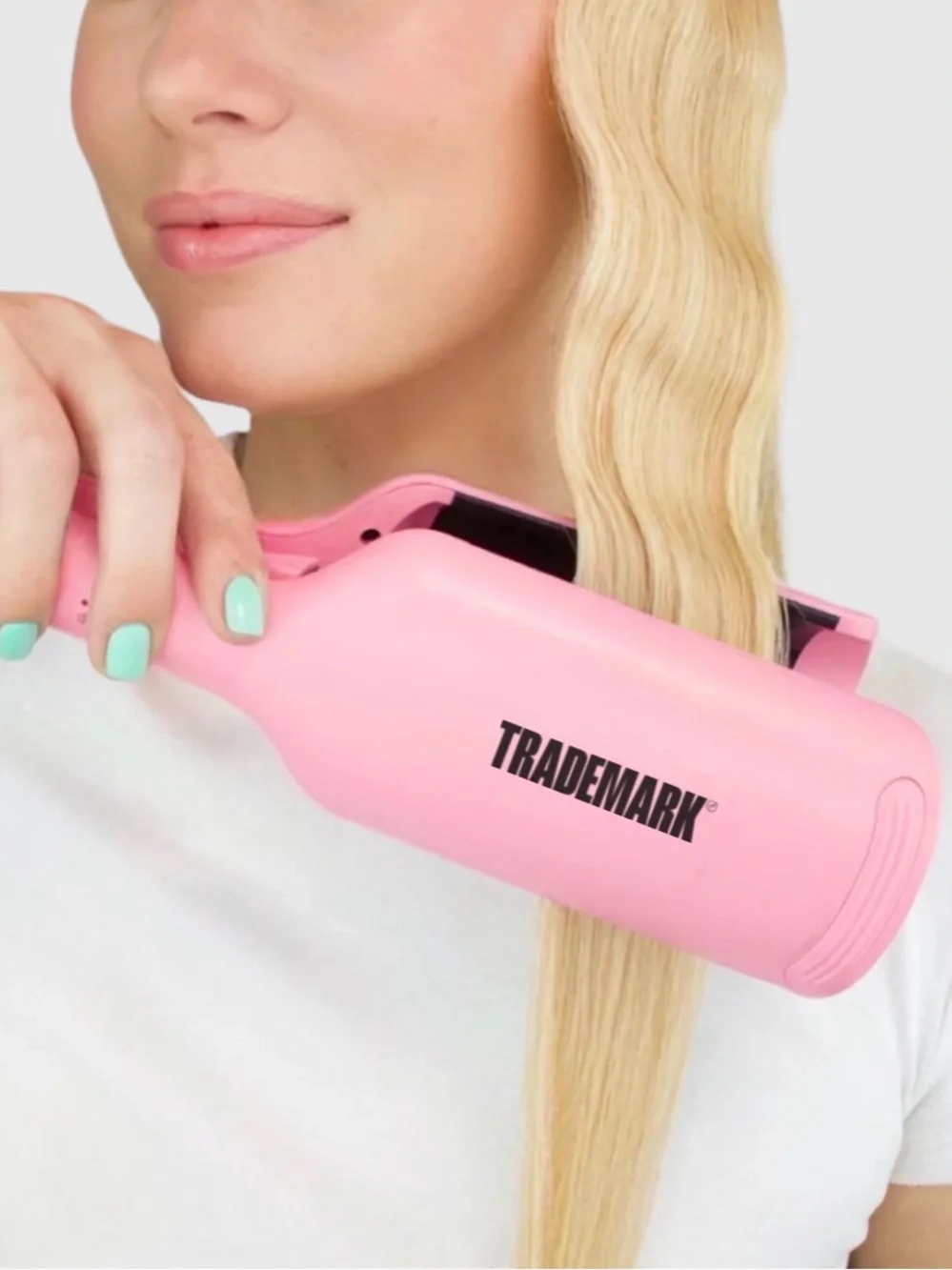 Used Twice - Trademark Beauty Babe Waves™ X - Pink Hair Waver